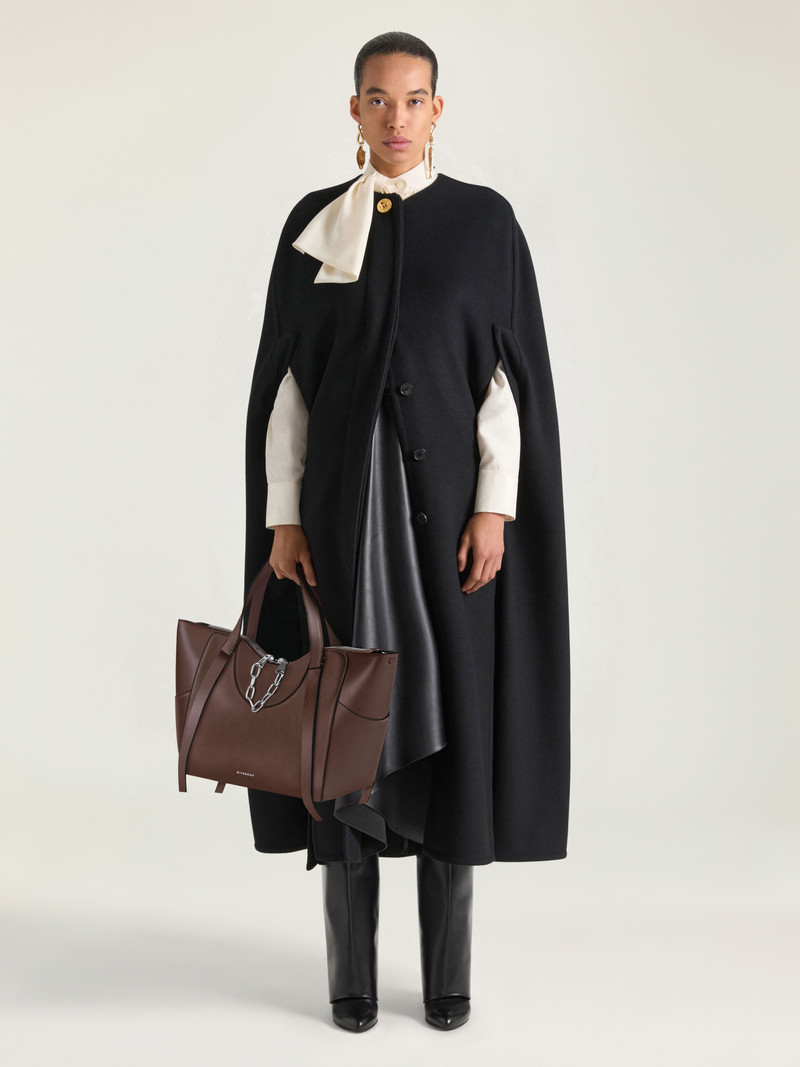 Givenchy LARGE THE SNATCH BAG IN GRAINED LEATHER outlook