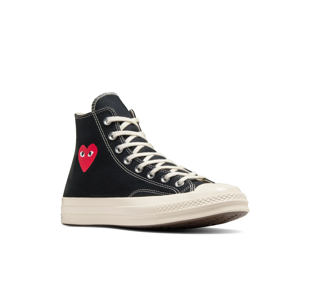Small Red Heart Chuck Taylor High Top - 3