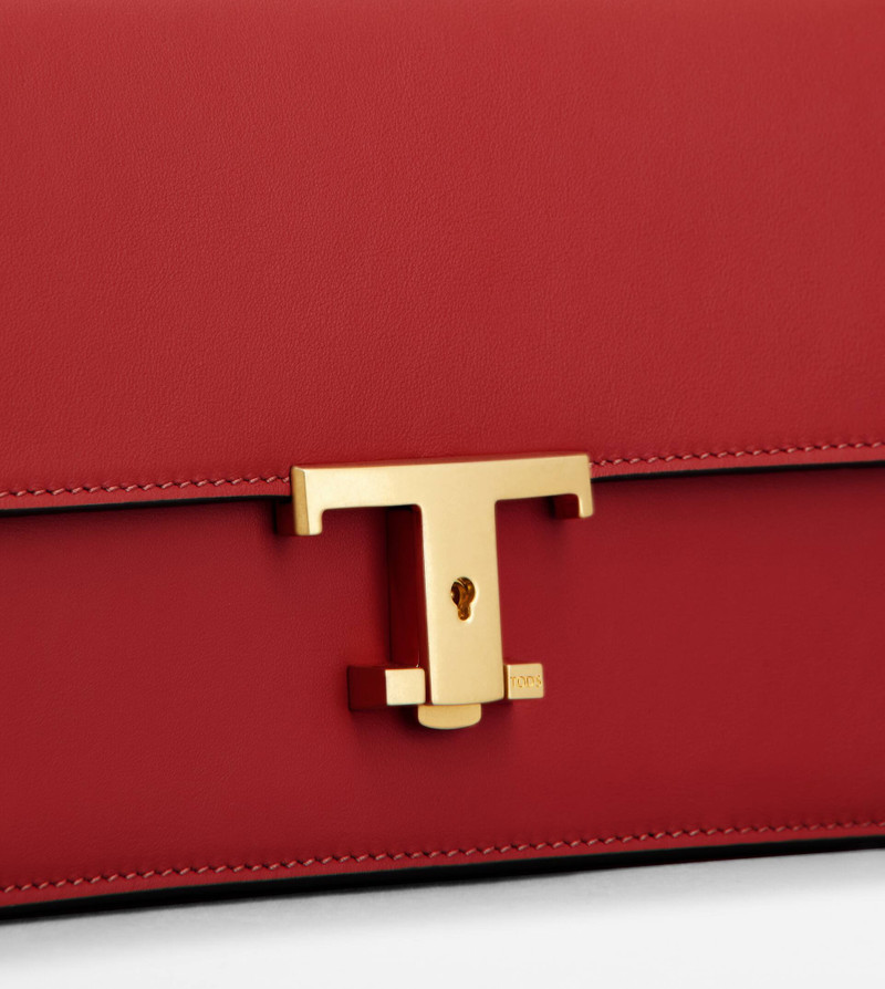 T TIMELESS FLAP BAG IN LEATHER MINI - RED 5