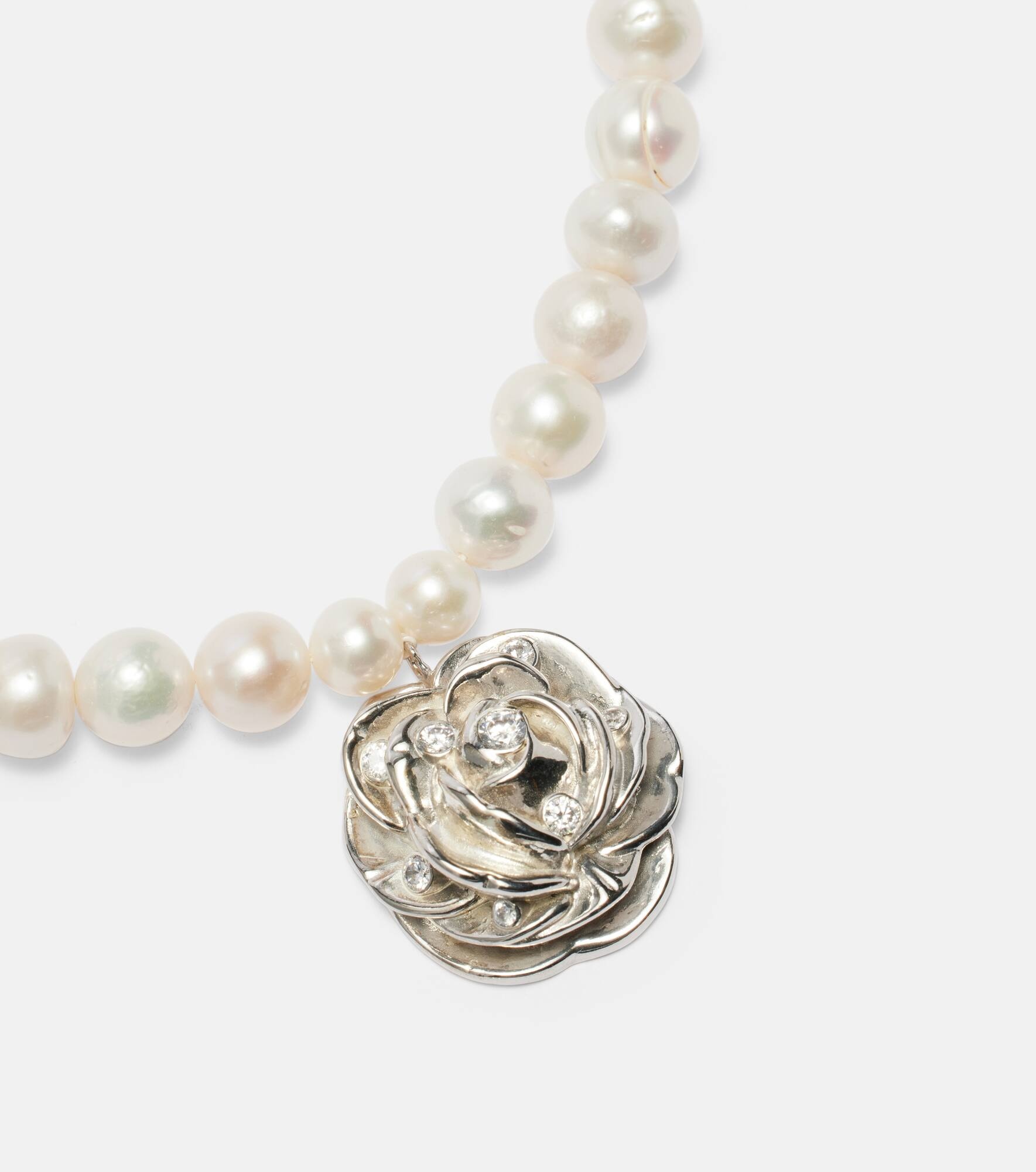 Floral faux pearl pendant necklace - 4