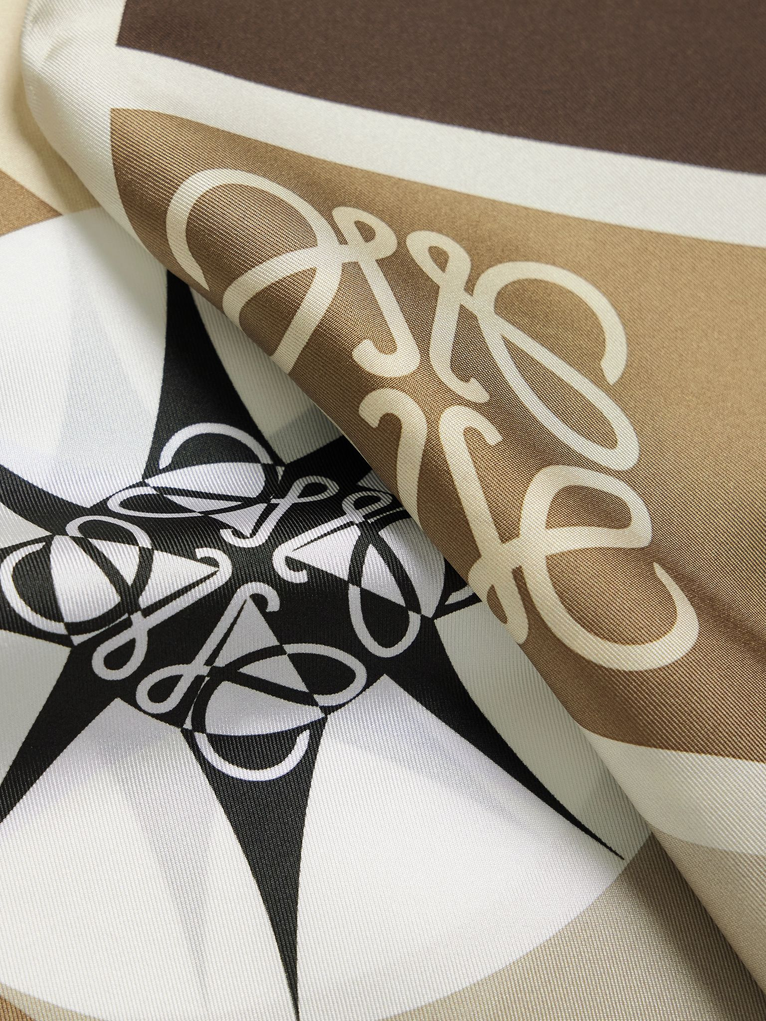 + Paula's Ibiza printed silk-twill scarf Beige - 3