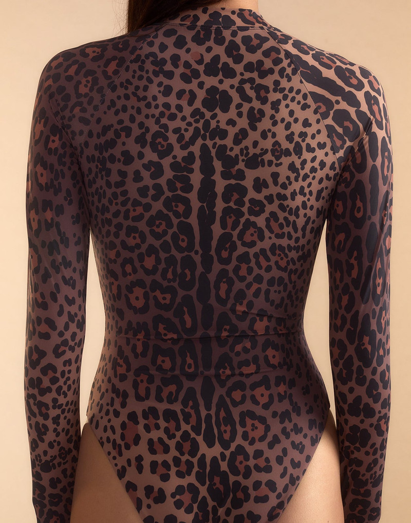 Swell Surfsuit 5