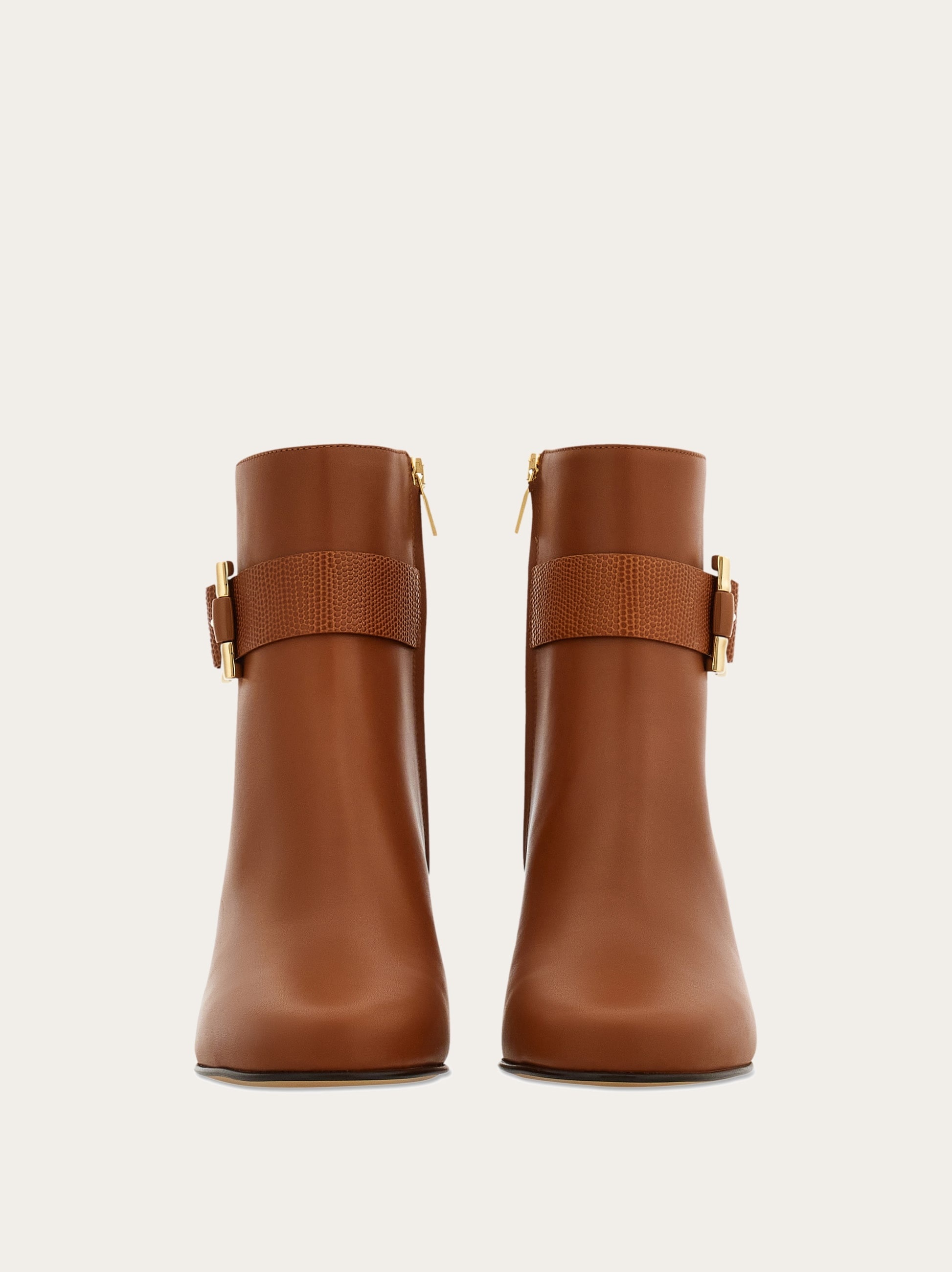 Gancini ornament mid heel ankle boot - 2