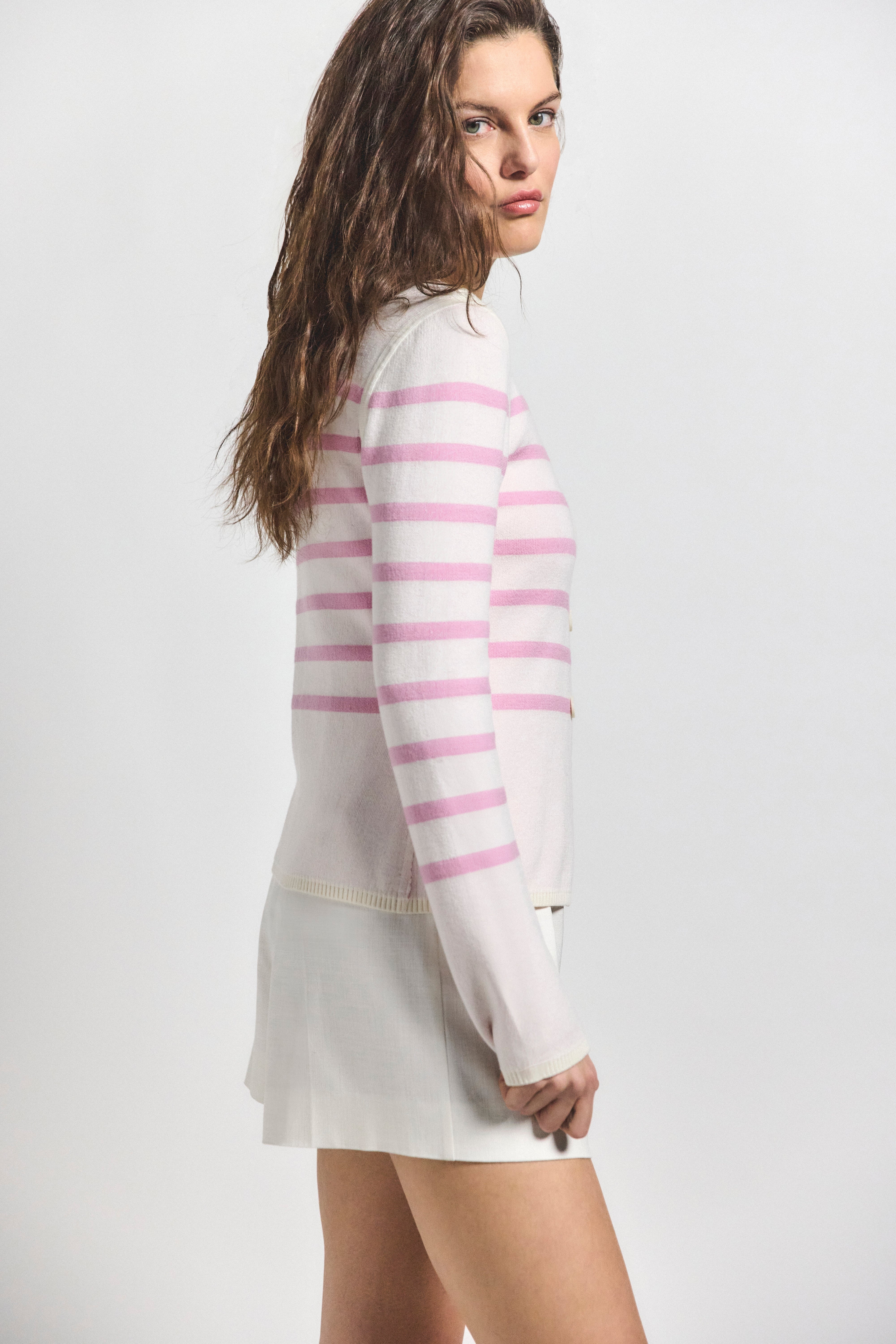MARIANA REVERSIBLE BUTTON UP SWEATER - 3