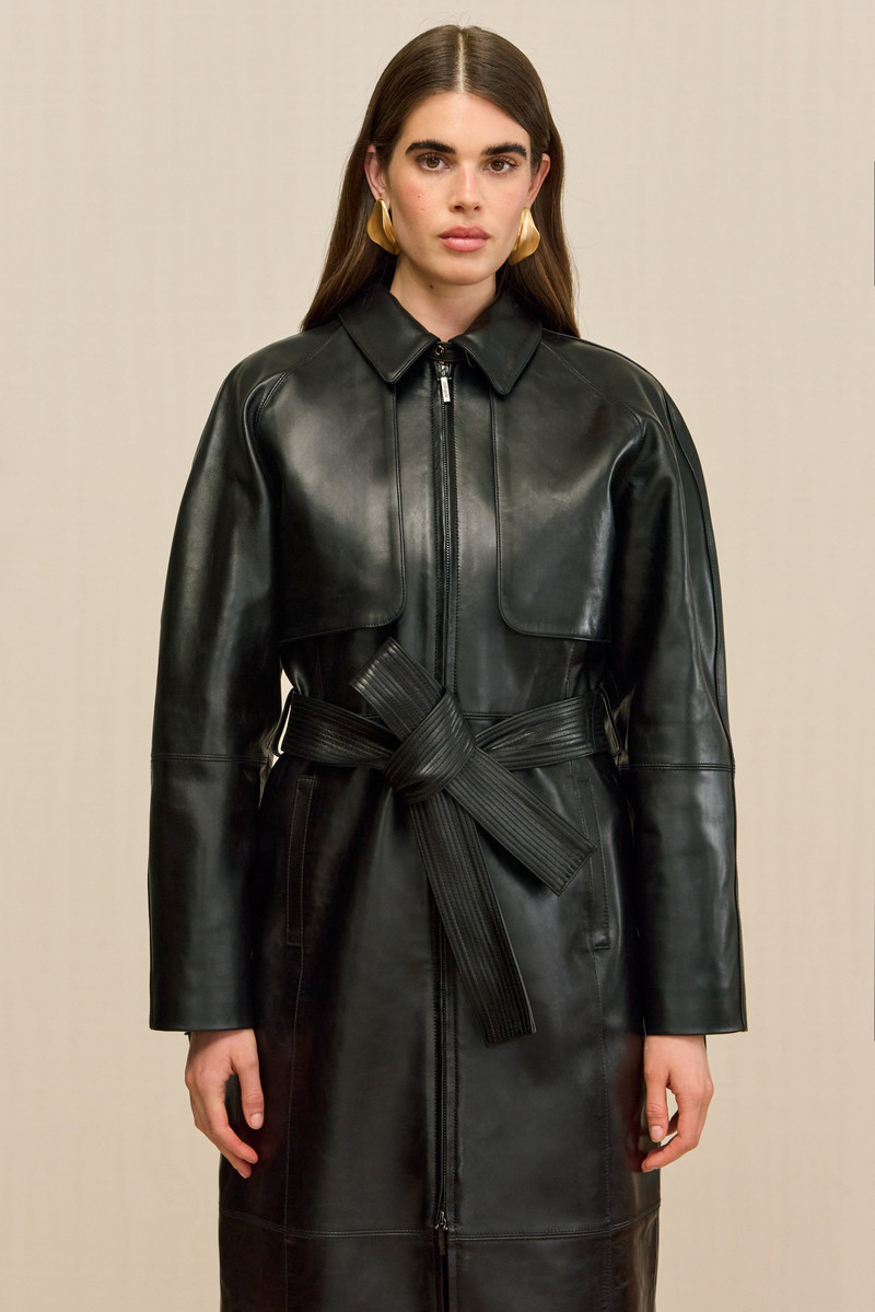 Cult Gaia HAMMER COAT outlook