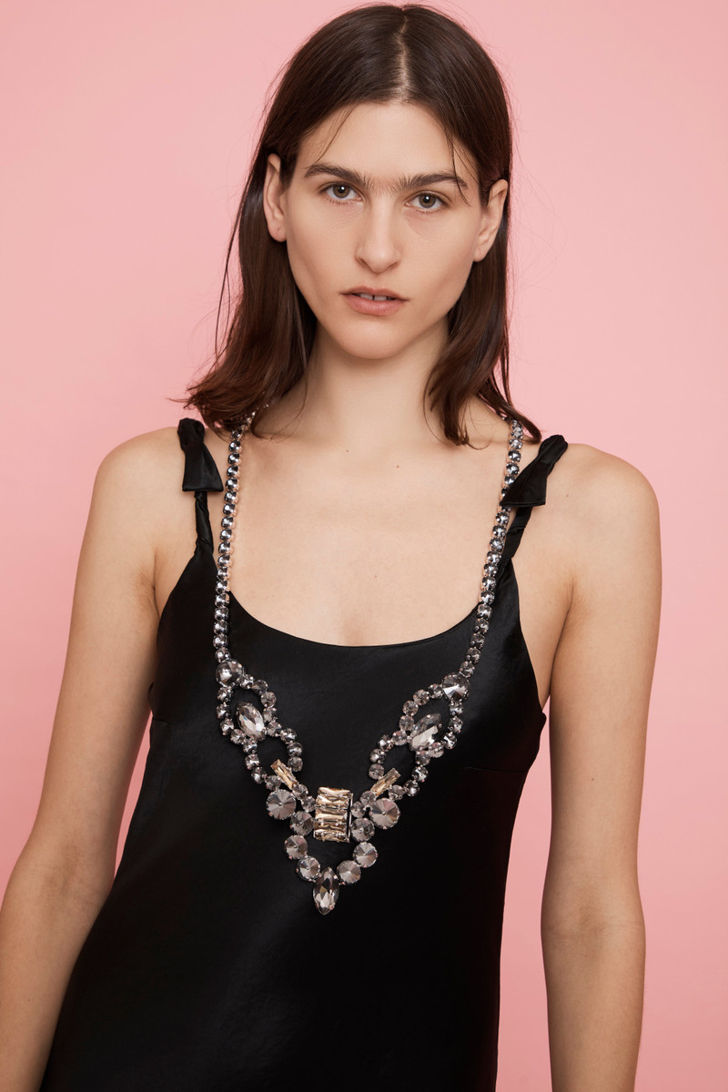 BLACK DIAMOND INDIE NECKLACE 3