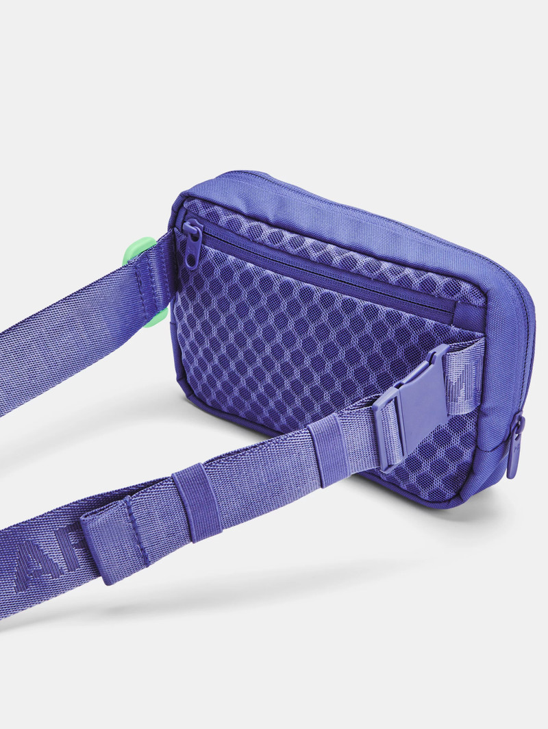 Under Armour UA Loudon Waist Bag Crossbody outlook