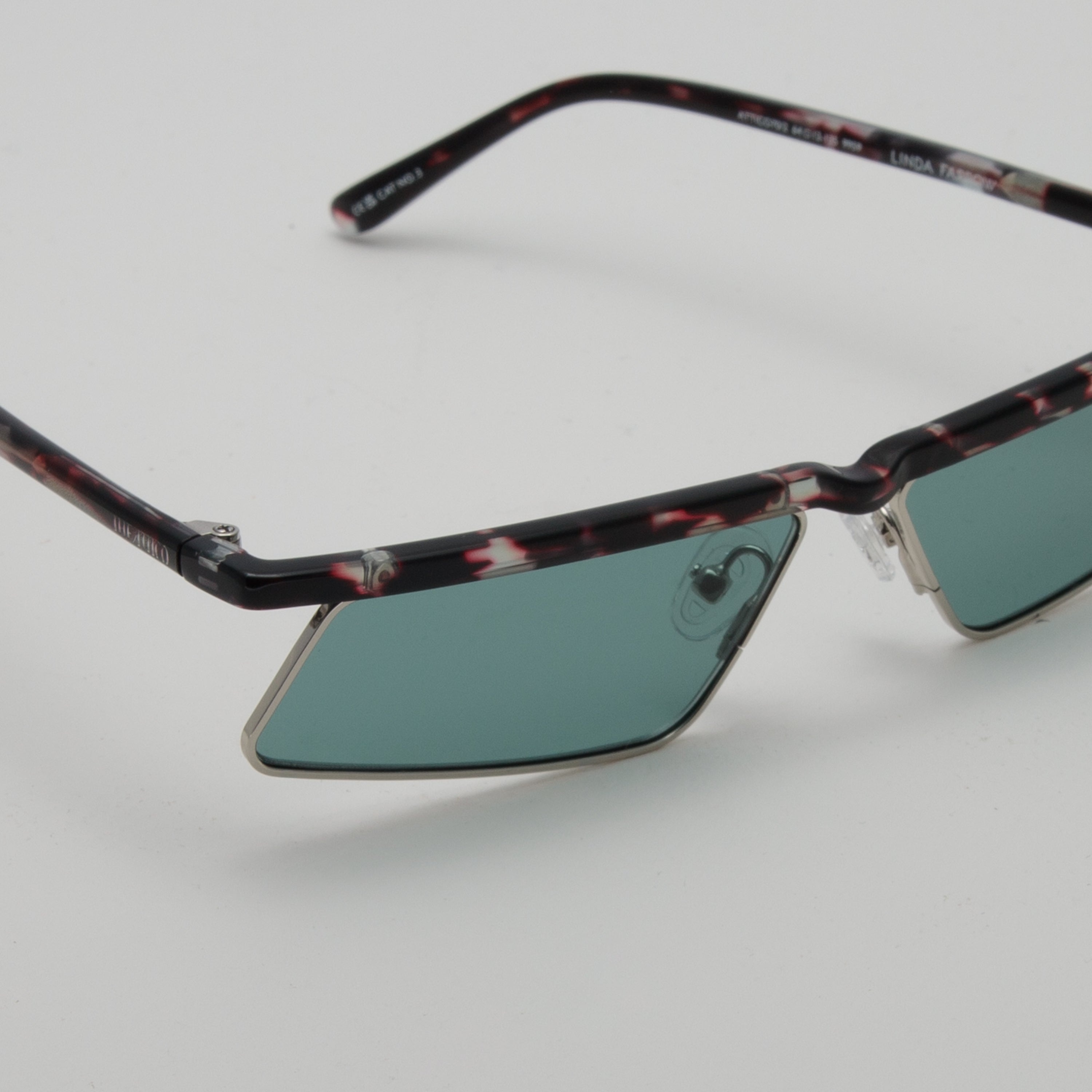 Aria Cat Eye Sunglasses in Silver - 3