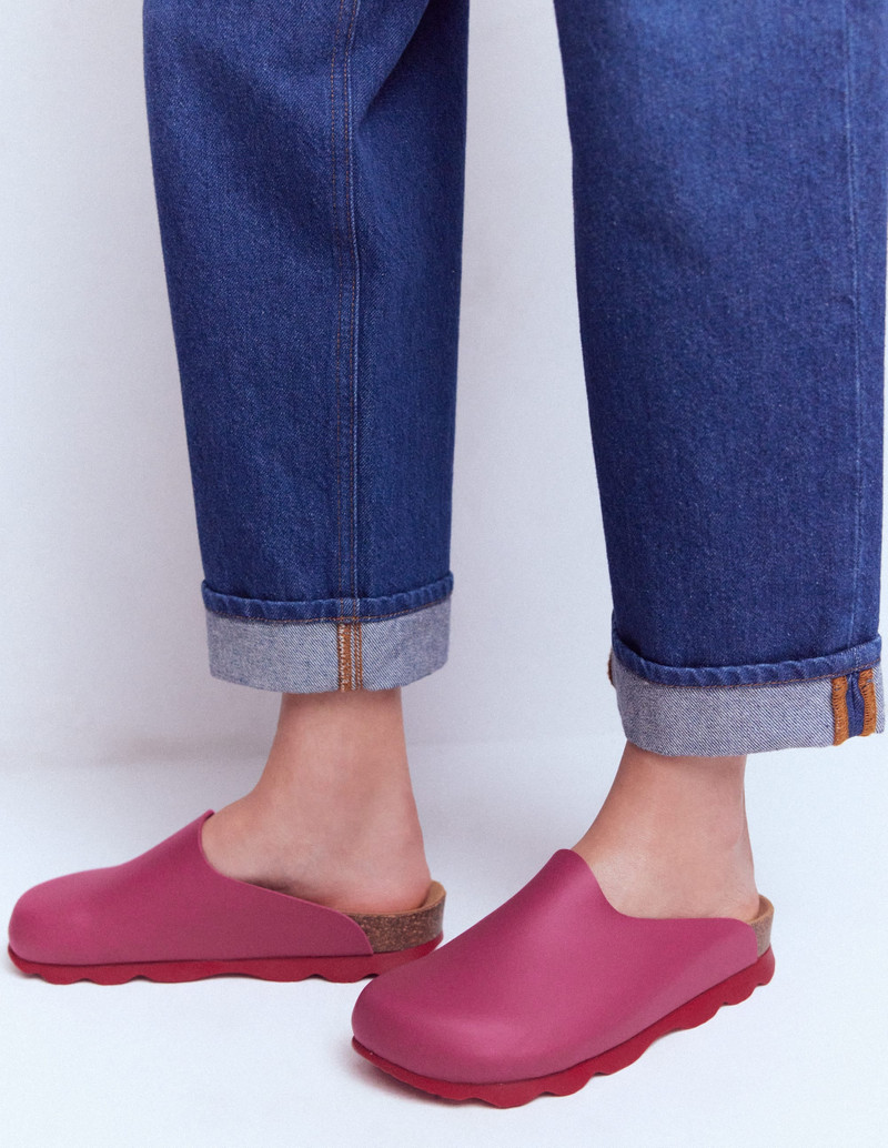 BODEN Lyla Colour Block Clogs-Pink/Red outlook