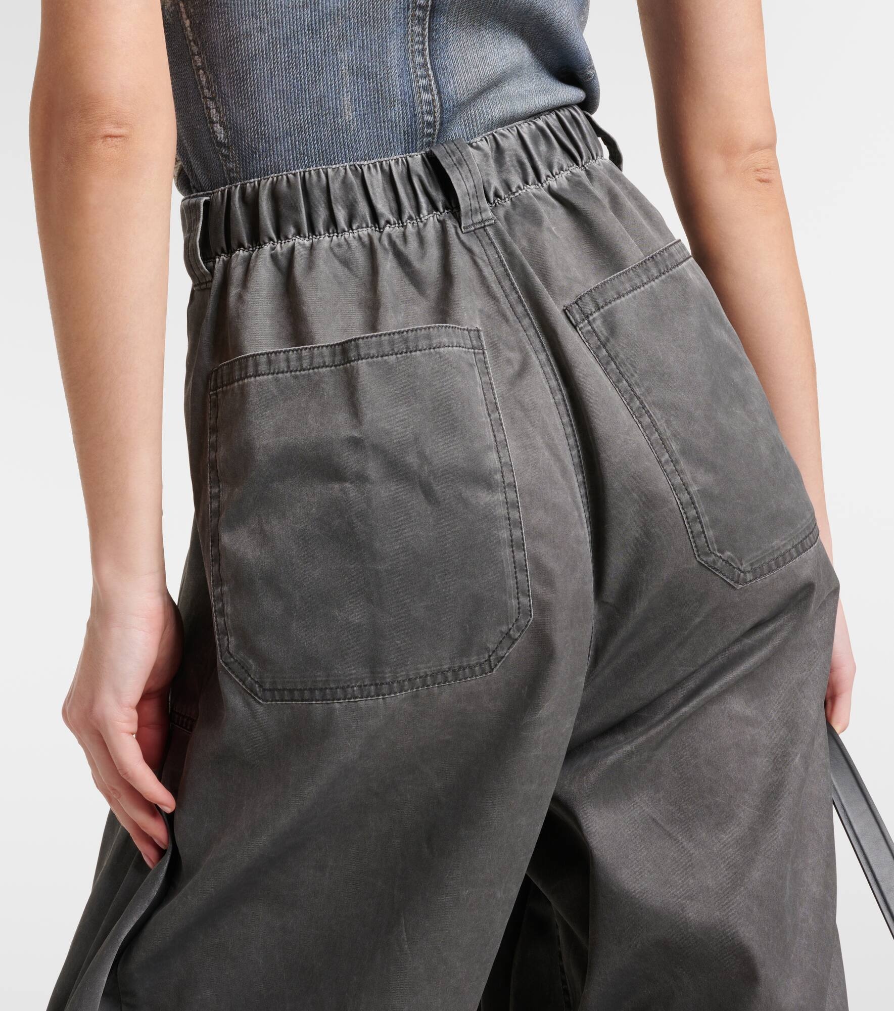 Faded cargo jeans - 7
