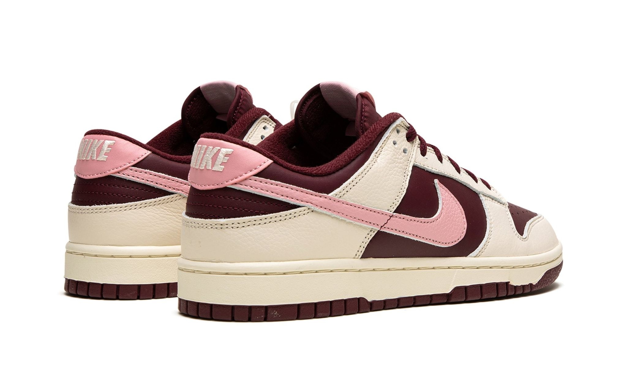 Dunk Low Retro PRM "Valentine's Day 2023" - 3