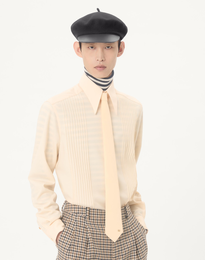 Valentino VALENTIE SILK TIE WITH VLOGO SIGNATURE DETAIL outlook