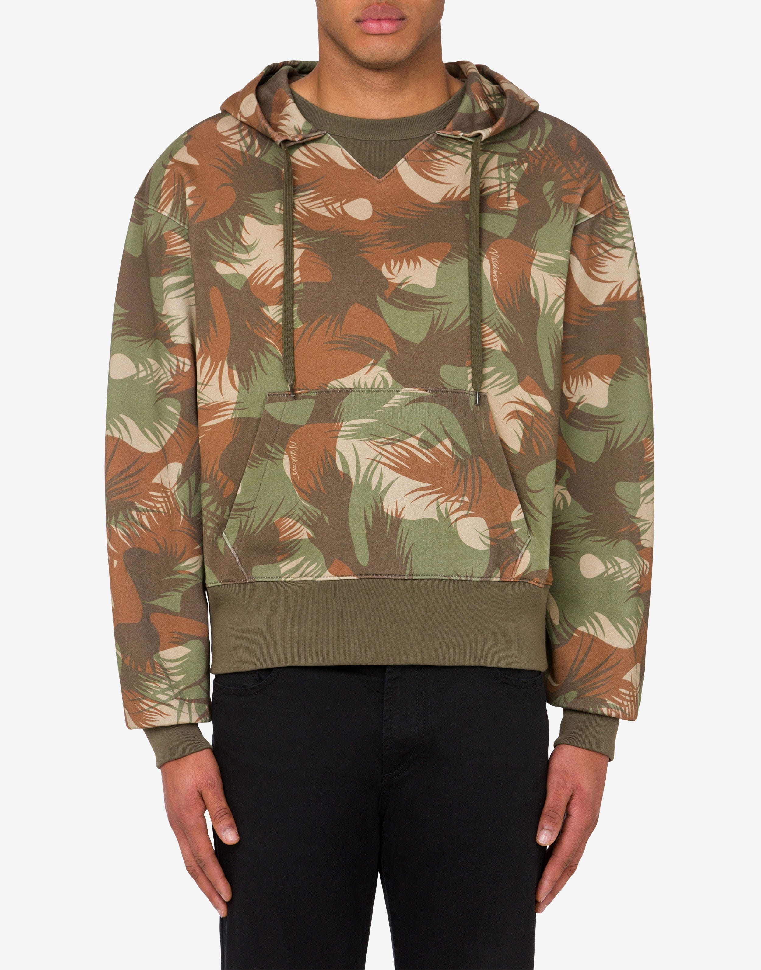 パーカー・フーディ Moschino FW23 CAMOUFLAGE SWEATSHIRT (17357027_1427) Moschino Camouflage Sweatshirt | italist