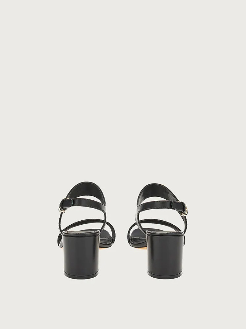 FERRAGAMO GANCINI SANDAL outlook