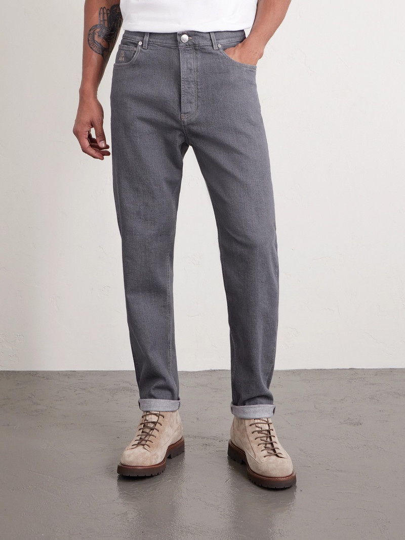 Straight-Leg Jeans 3