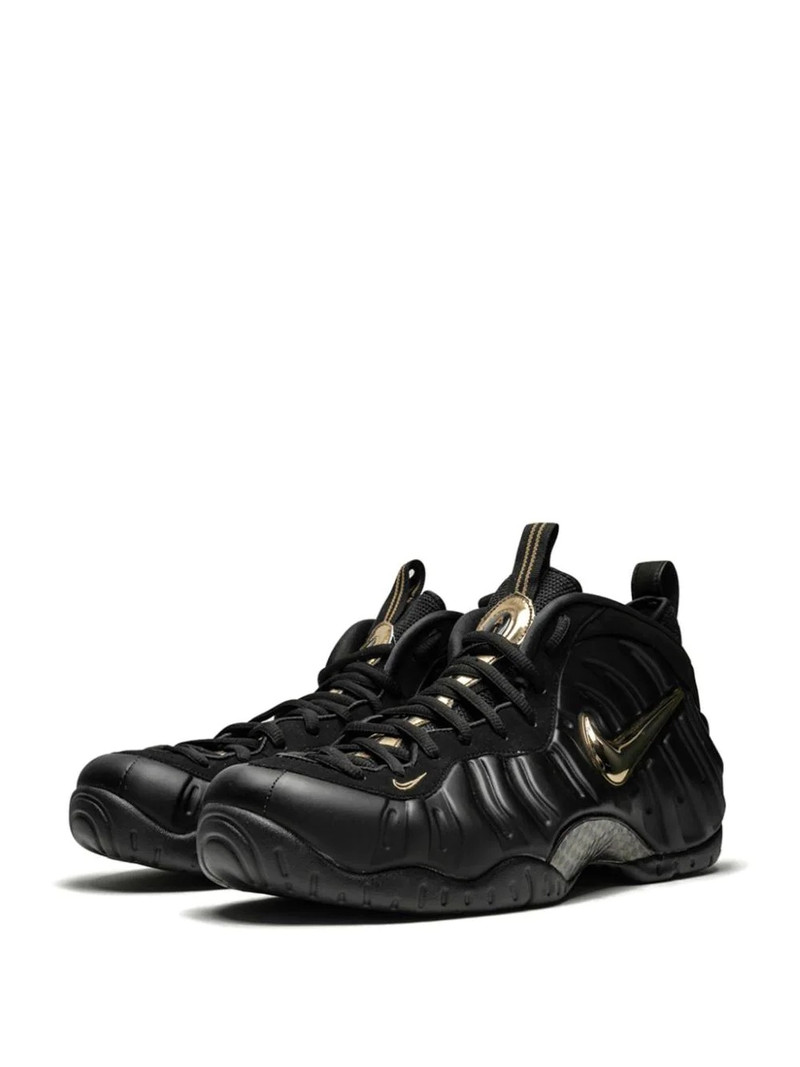 Nike Air Foamposite Pro "Black Metallic Gold" sneakers outlook
