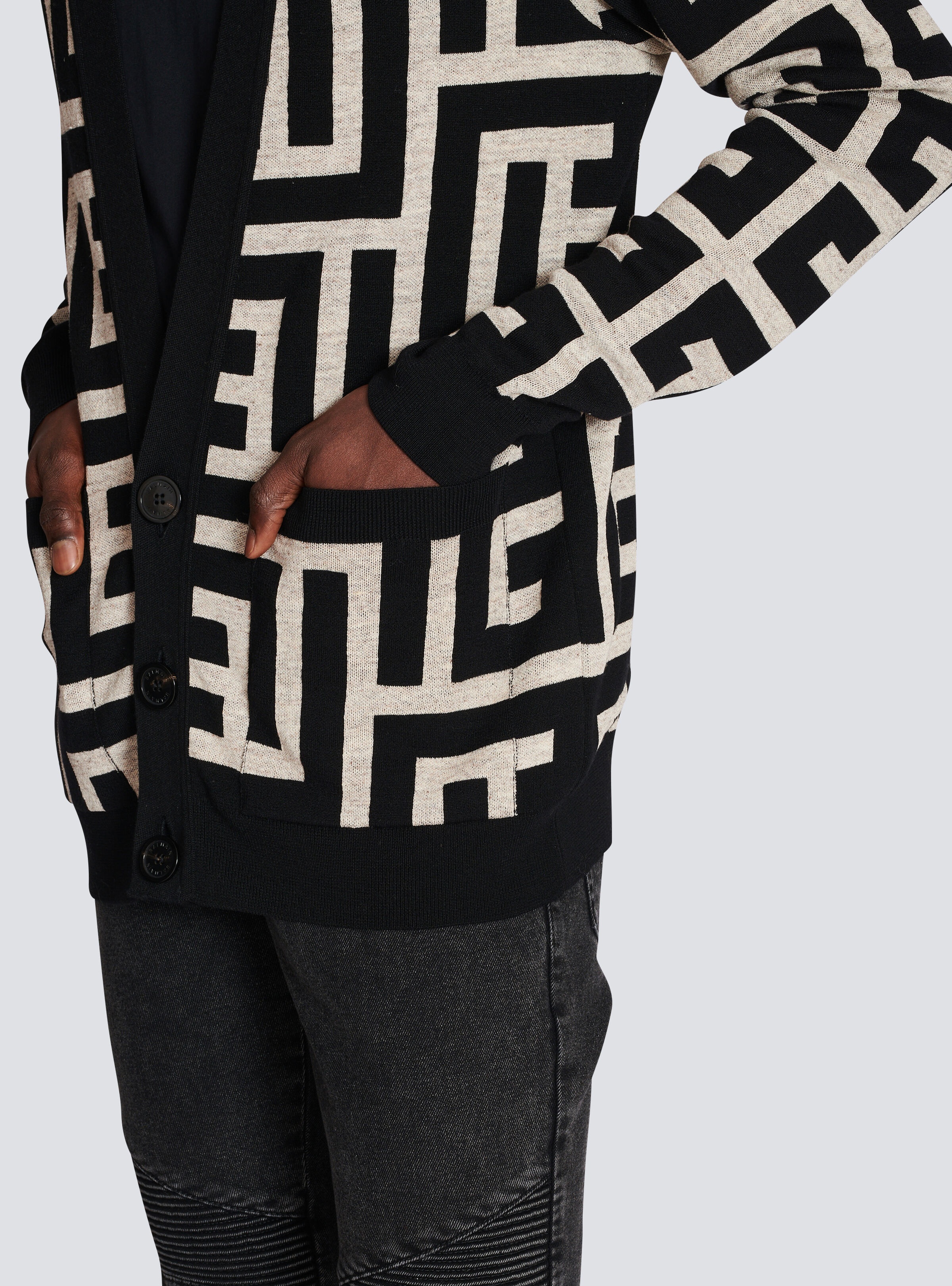 Oversized wool cardigan with maxi Balmain monogram - 6