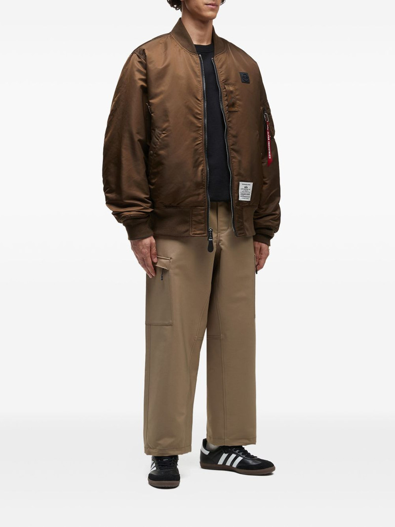 ALPHA INDUSTRIES logo-patch bomber jacket outlook