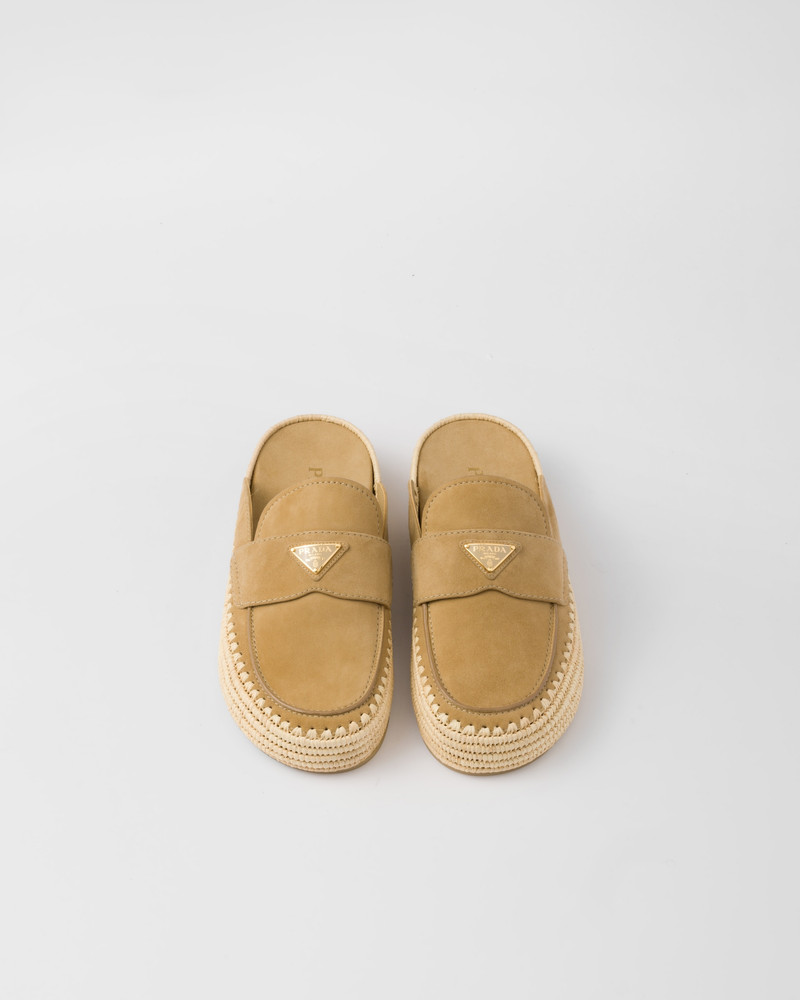 Suede flatform mules 3