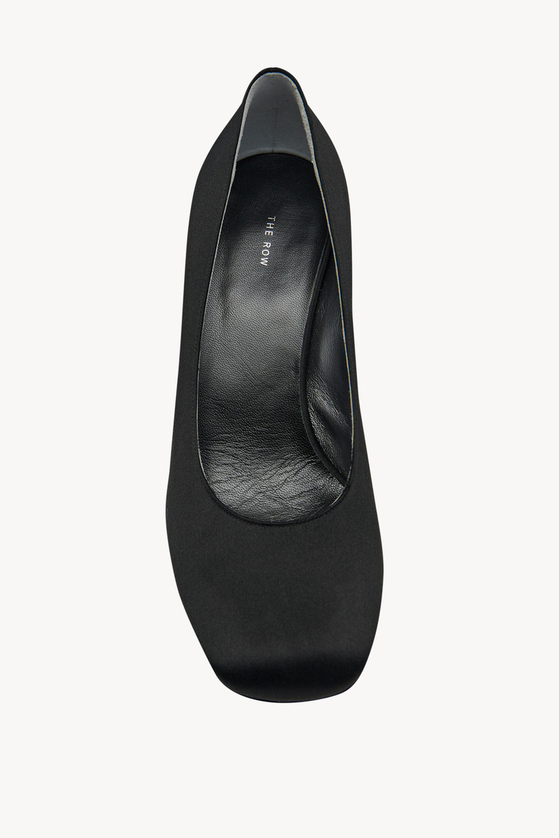 Fiore Pump in Silk 3