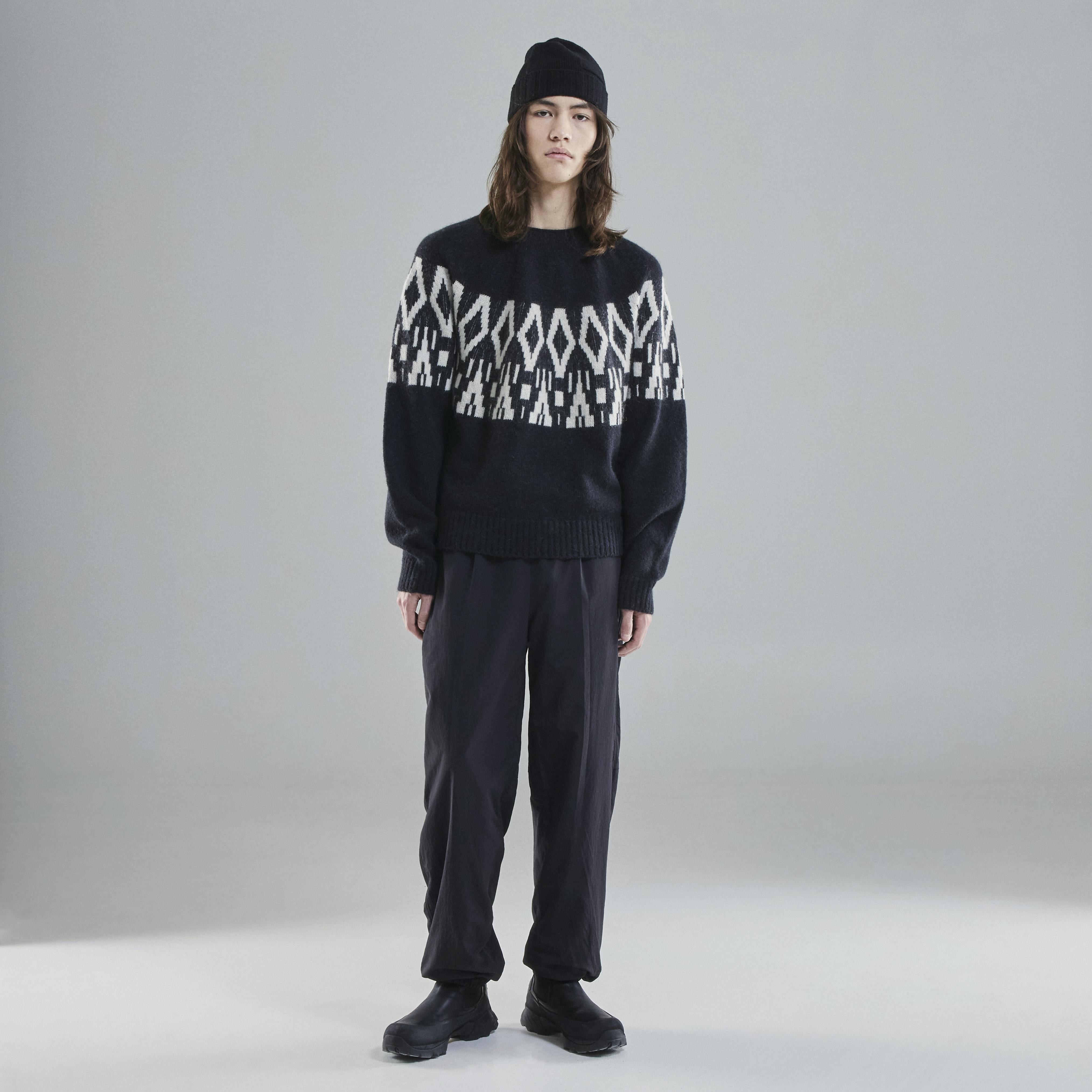 Tjörnin Knitted Sweater - 3