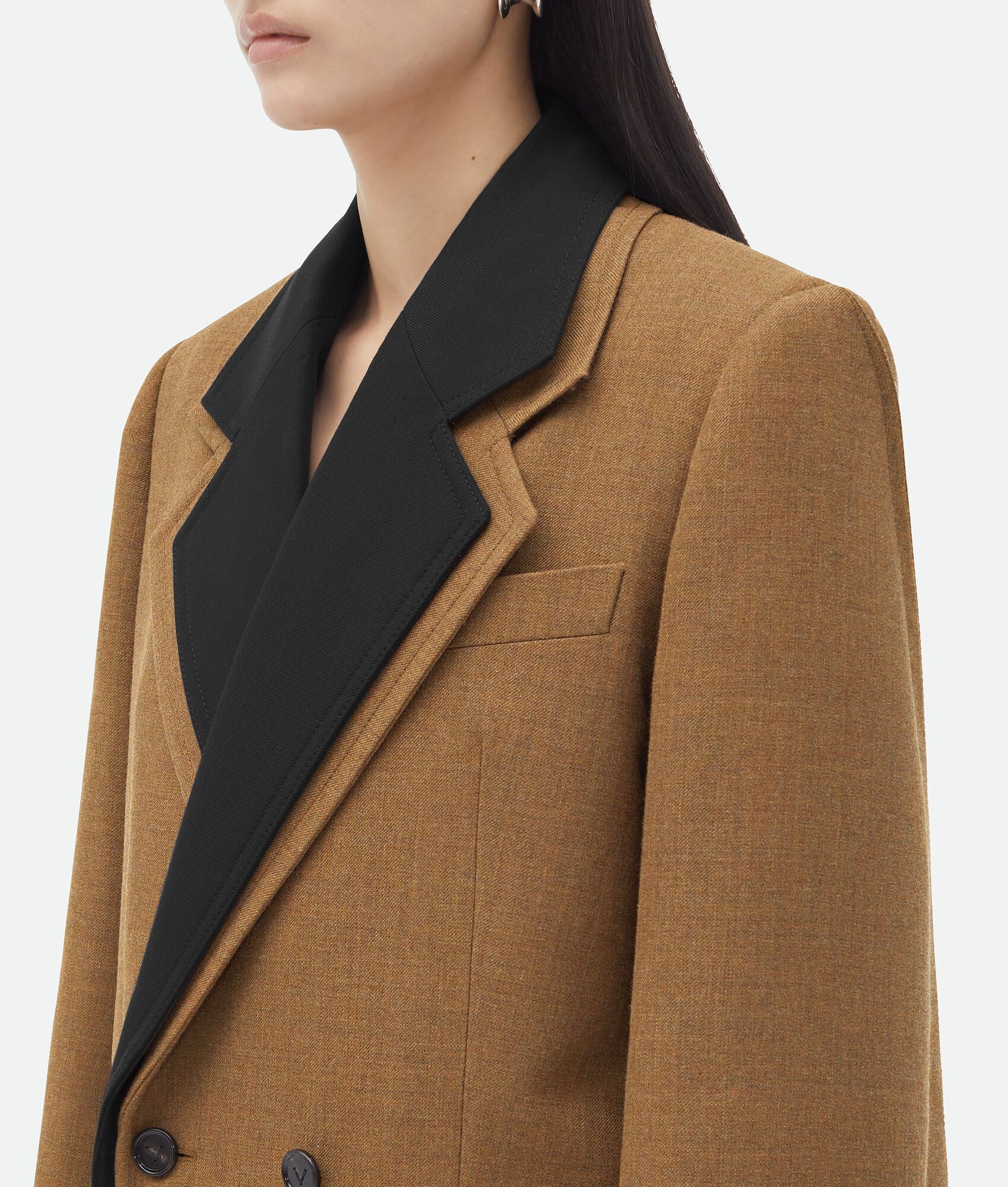 Curved Sleeves Wool Coat With Contrasting Collar - 4