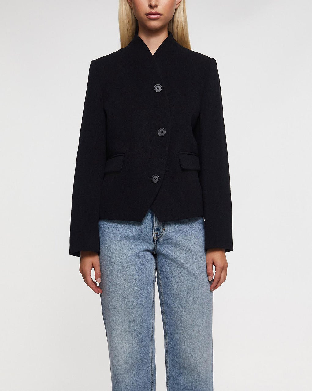 Jacket Short Curved Black - 2