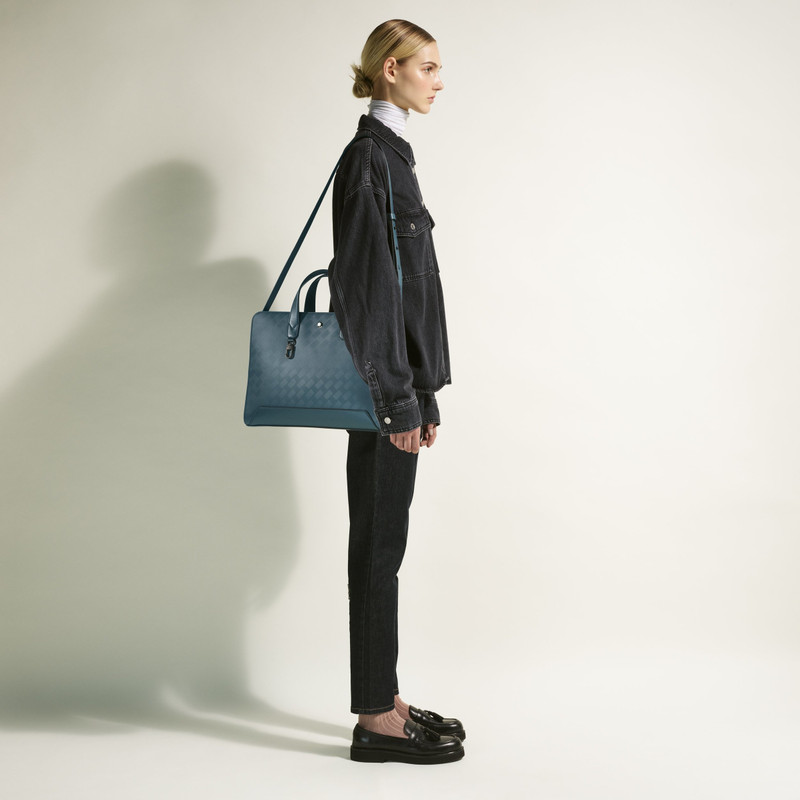 Extreme 3.0 thin document case 5