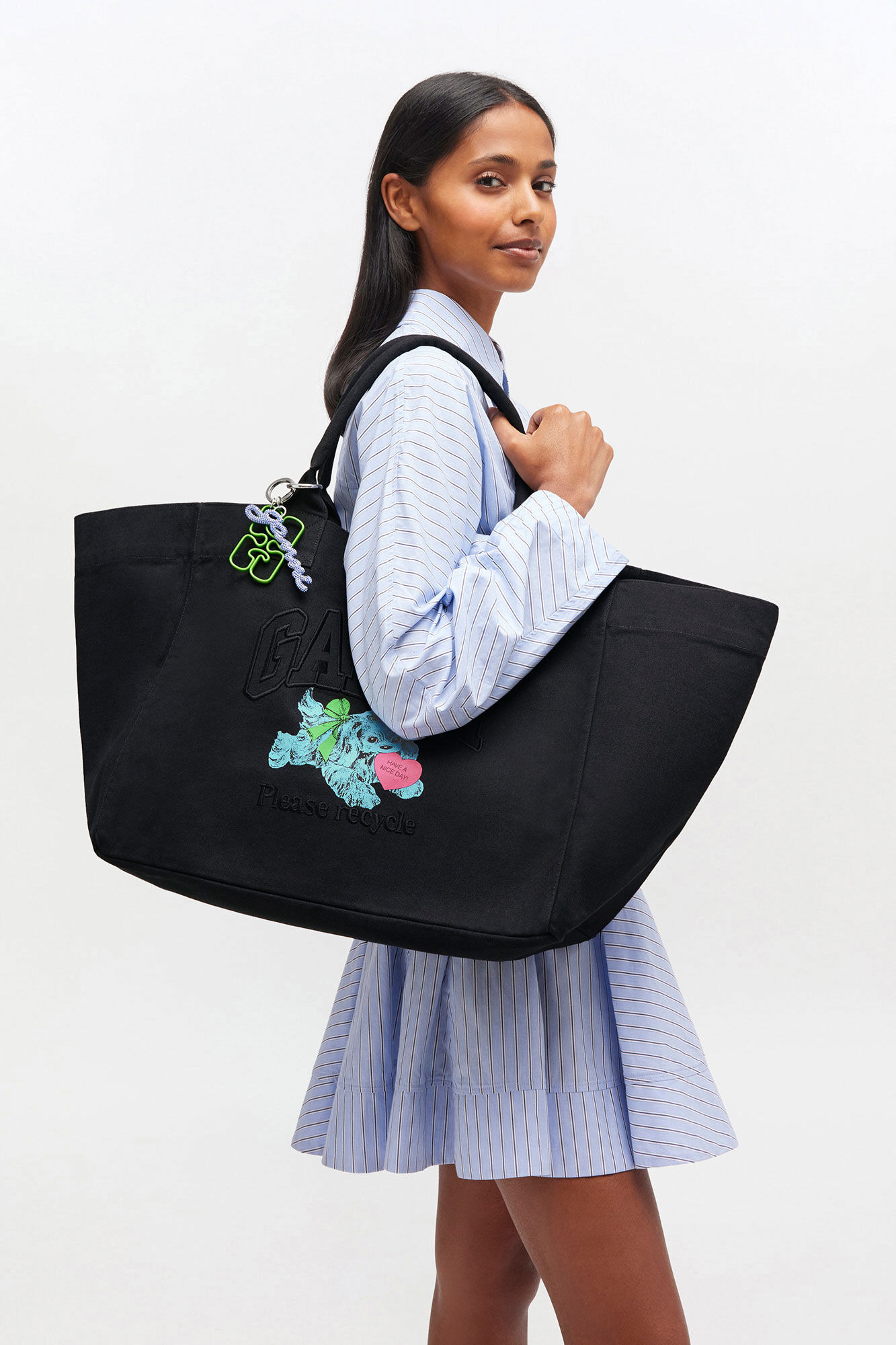 BLACK PUPPY XXL CANVAS TOTE BAG - 4
