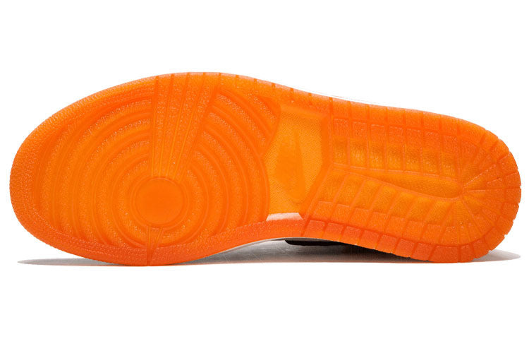 (WMNS) Air Jordan 1 Retro High OG 'Satin Shattered Backboard' AV3725-010 - 5