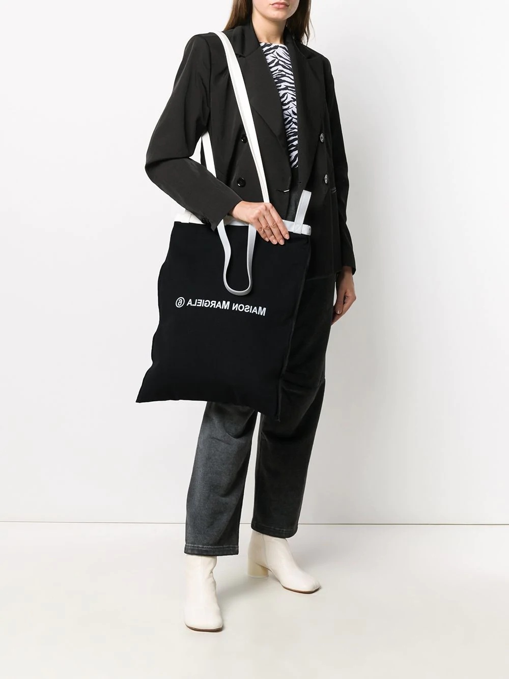 backwards-logo print tote bag - 2