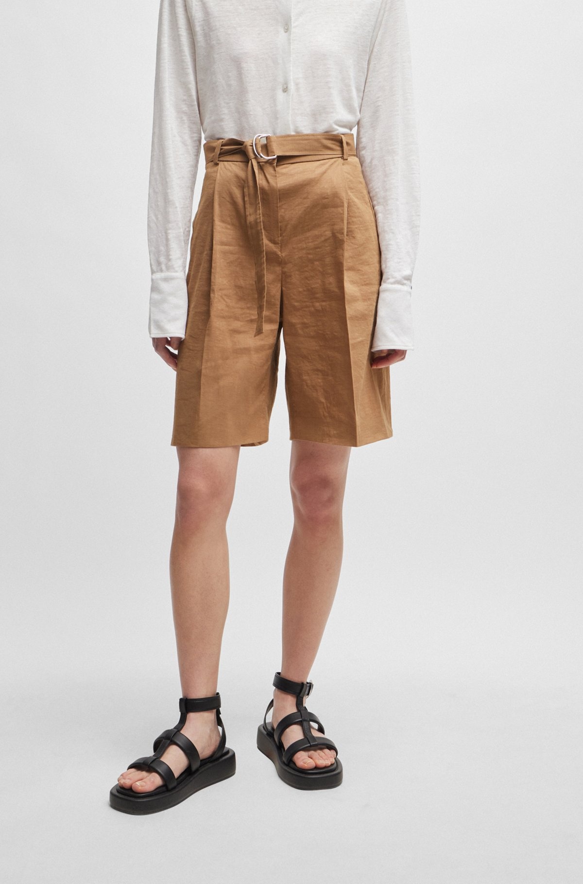 RELAXED-FIT SHORTS IN A STRETCH LINEN BLEND - 2