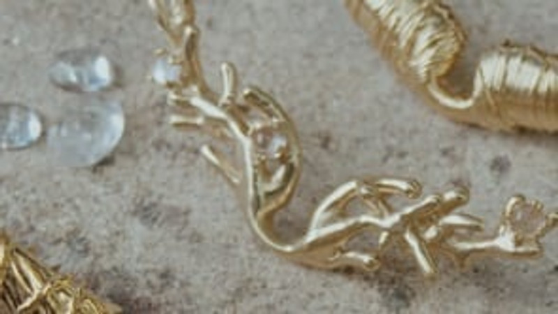 Rock Embossed Clutch 8