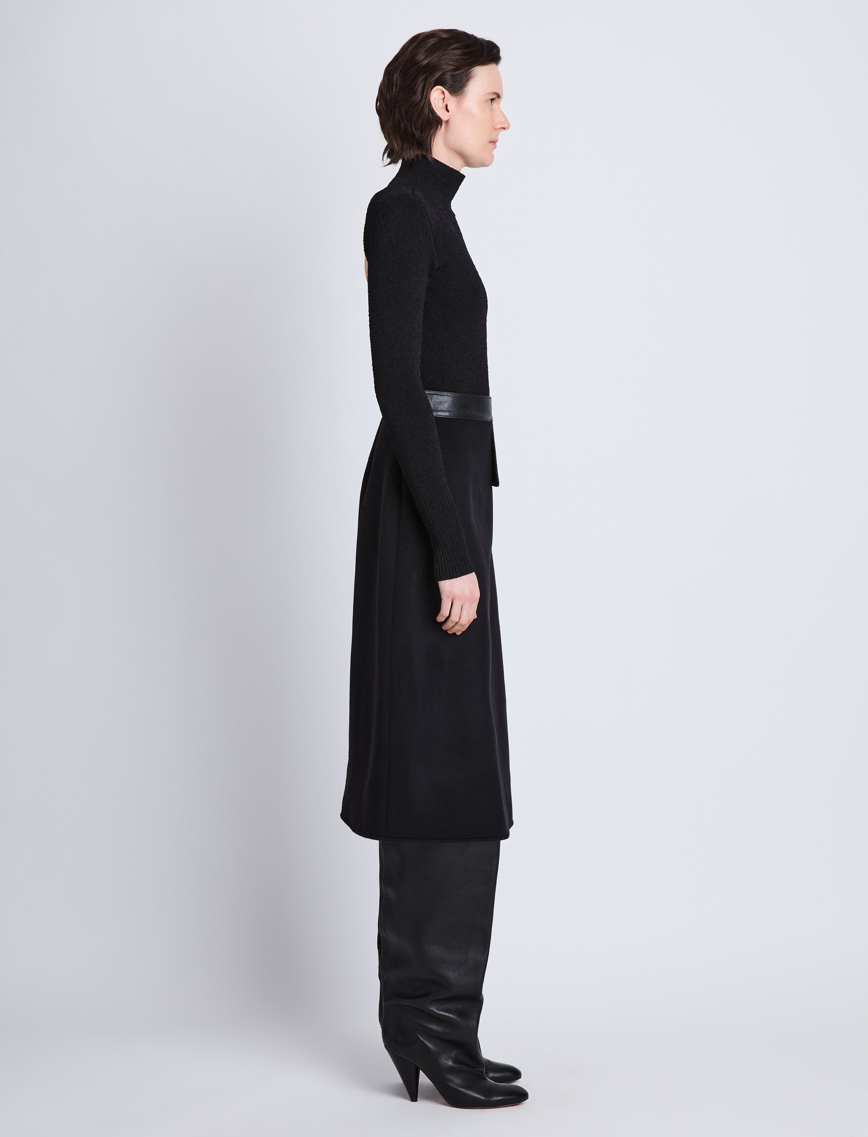 Claude Sweater in Viscose Boucle - 5