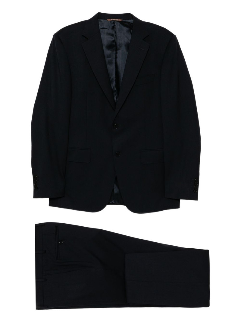 single-breasted suit 1