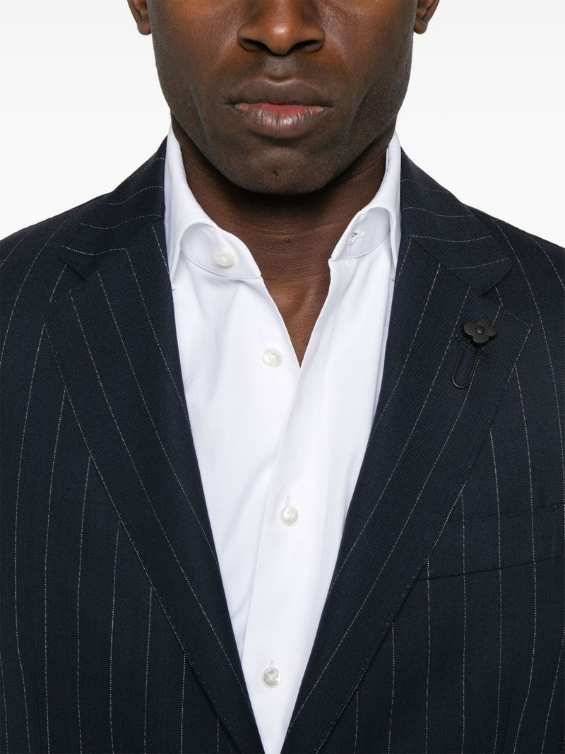 pinstriped suit 4