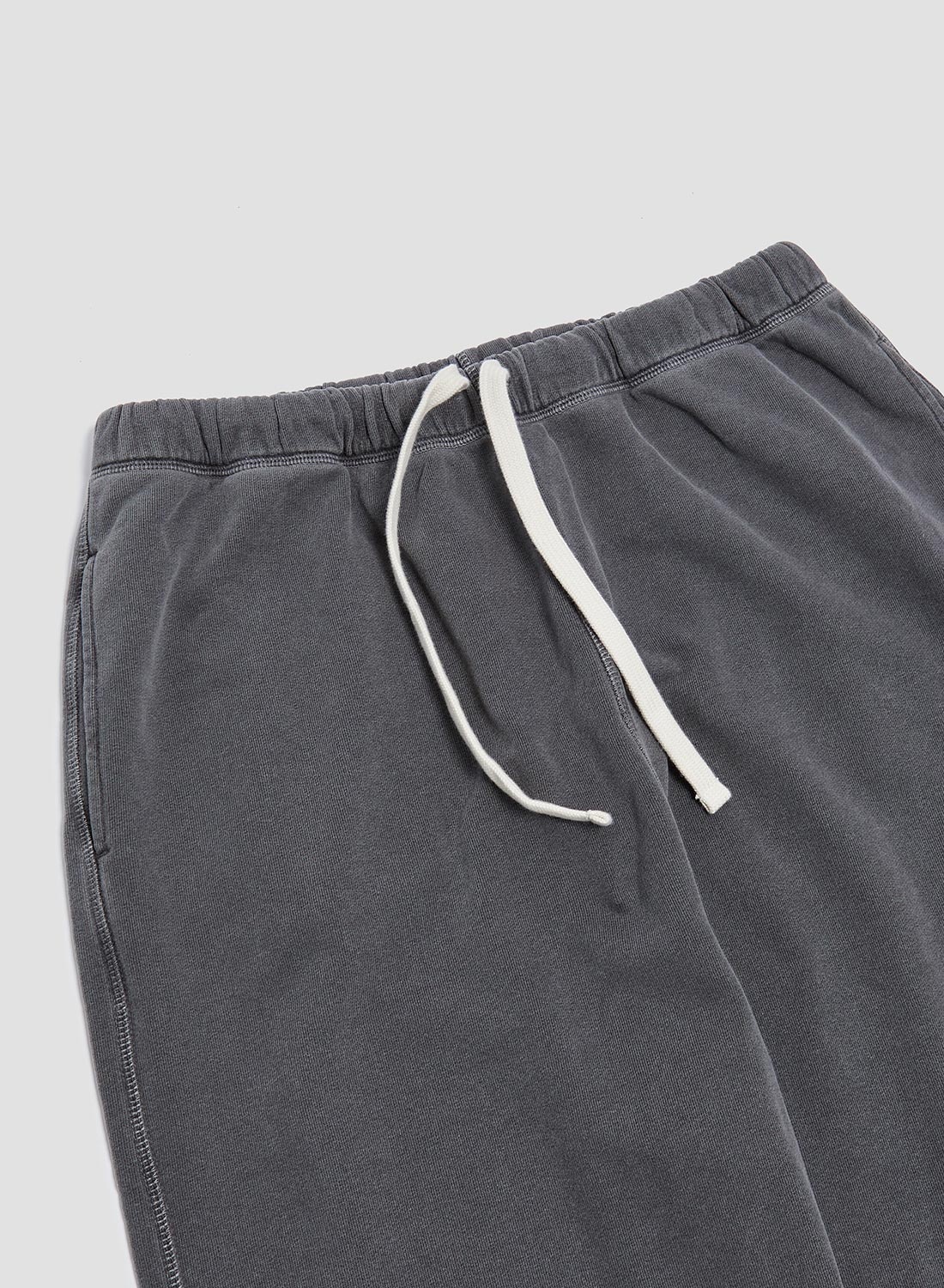 Embroidered Arrow Sweatpant in Black - 5