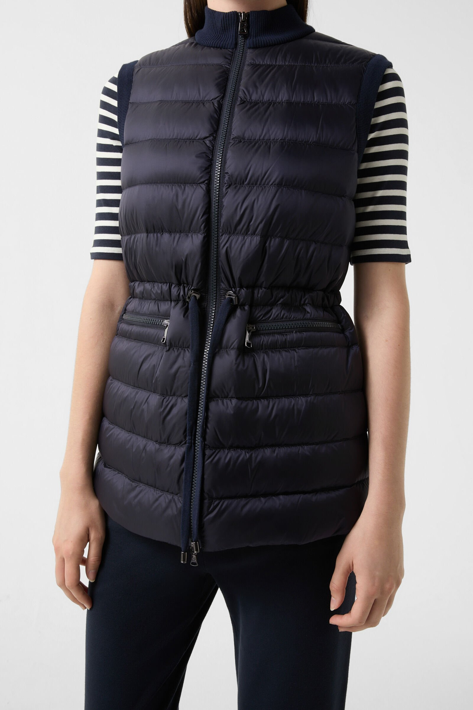 Arina knitted and quilted vest in Navy blue - 6