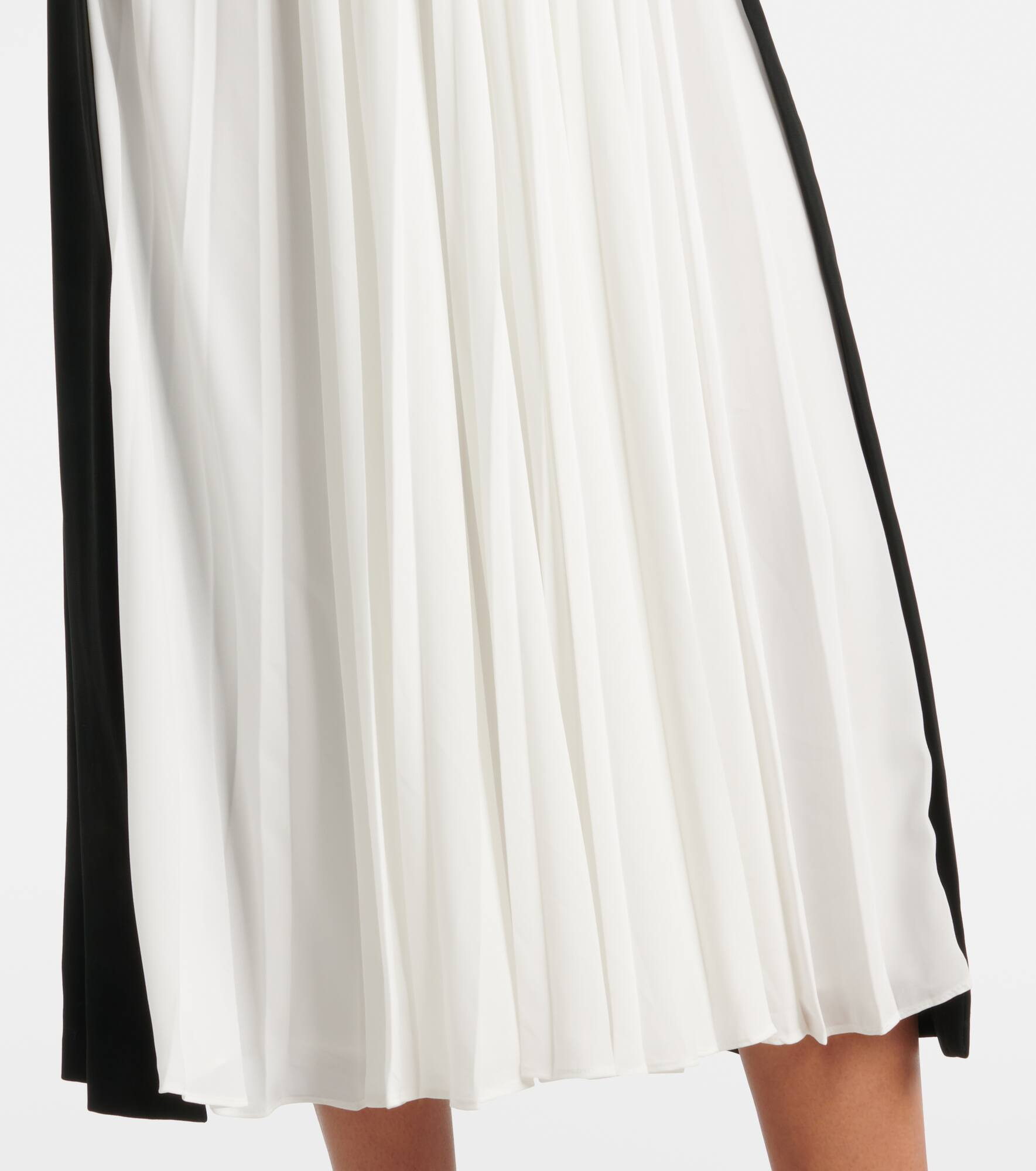 Esther embellished crêpe and plissé midi dress - 5