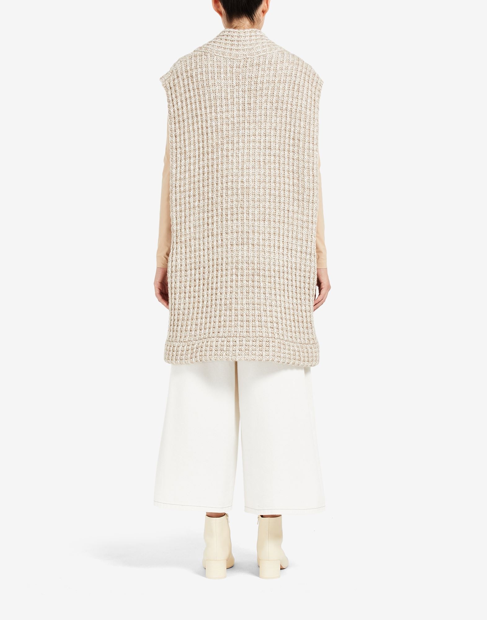 Waffle knit sleeveless sweater - 4