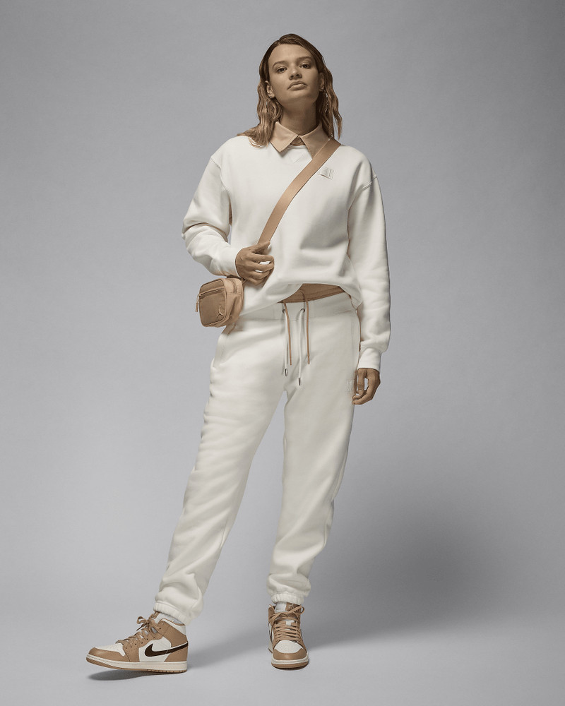 Jordan Flight Fleece Women's Crew-Neck Sweatshirt 5