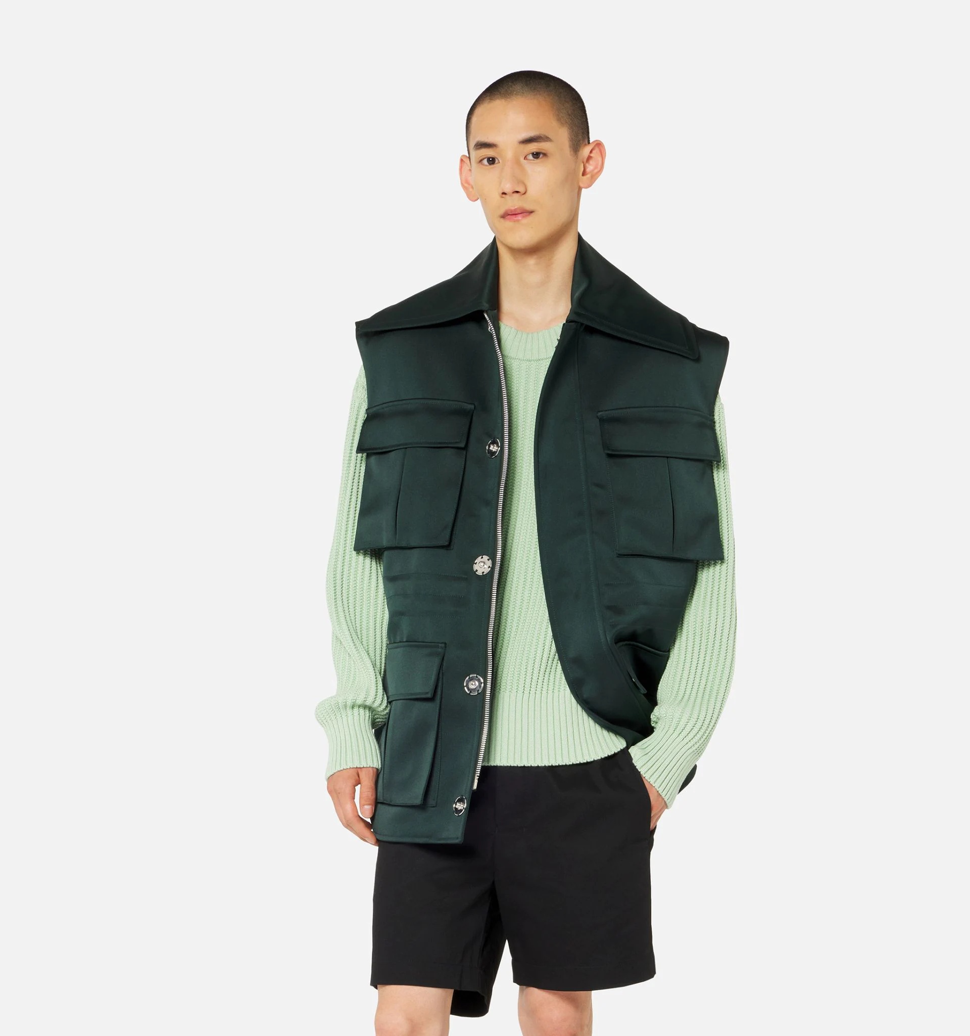 Sleeveless Jacket With Patch Pockets - 2