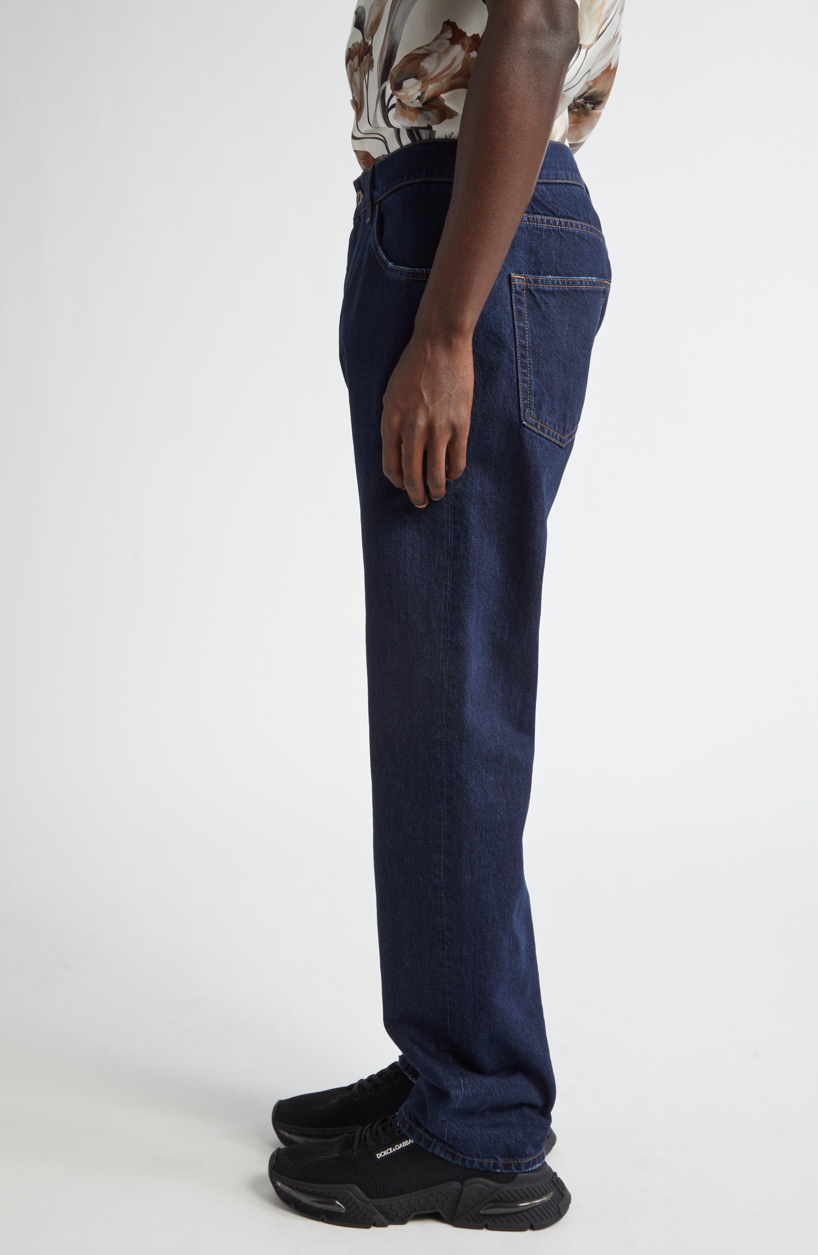 Classic Fit Jeans - 4