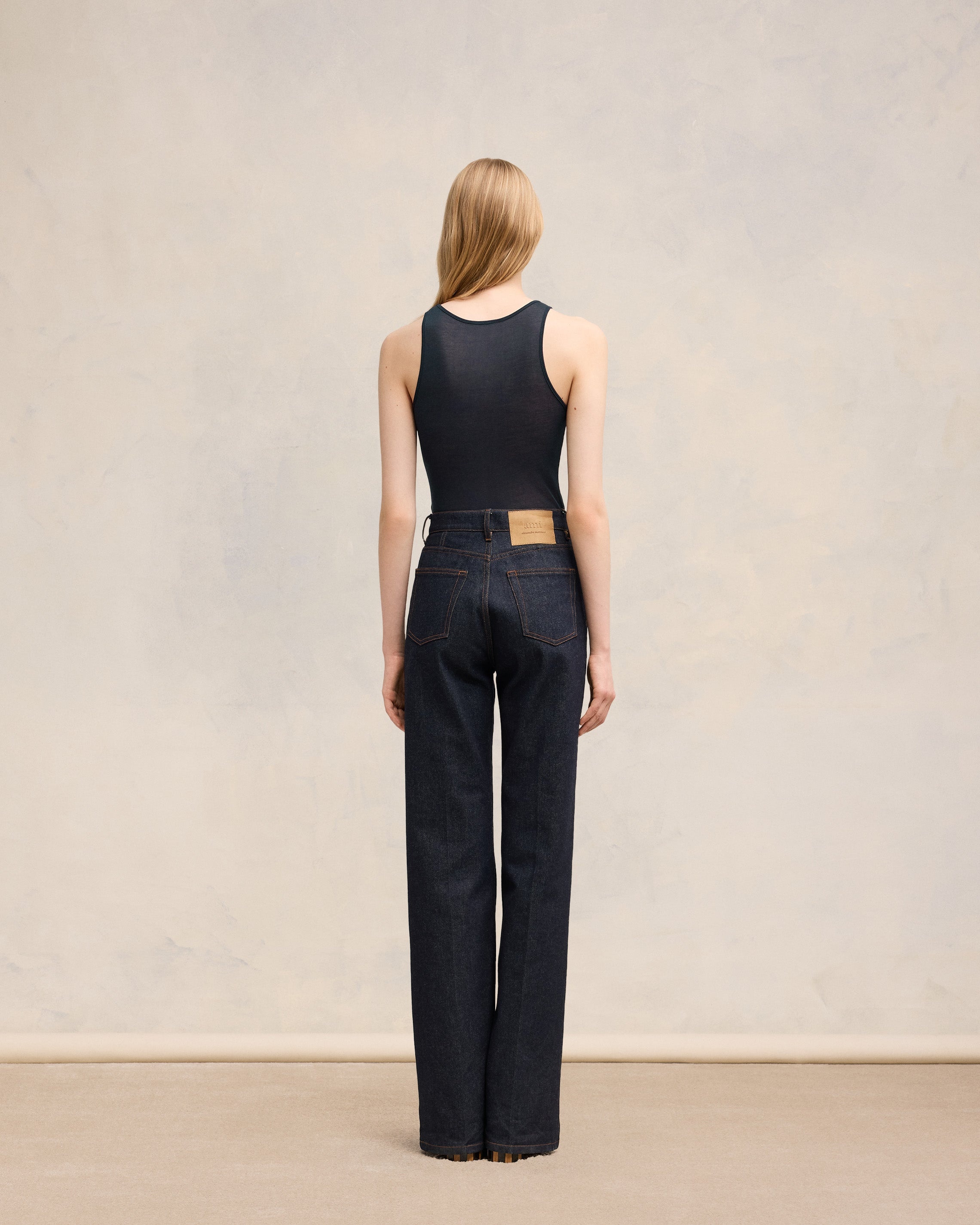 LOW NECKED TANKTOP - 5