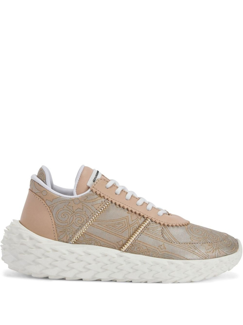 Urchin sneakers 1