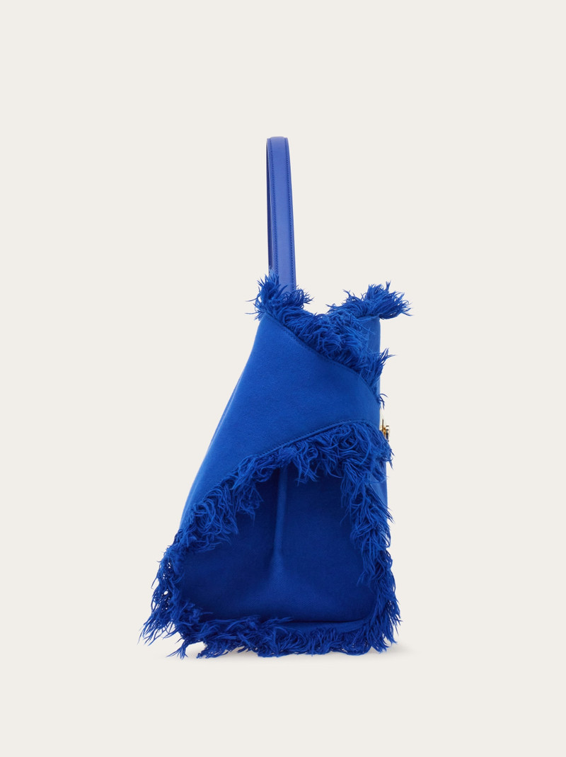 Fringed Hug Soft shoulder bag (L) 4