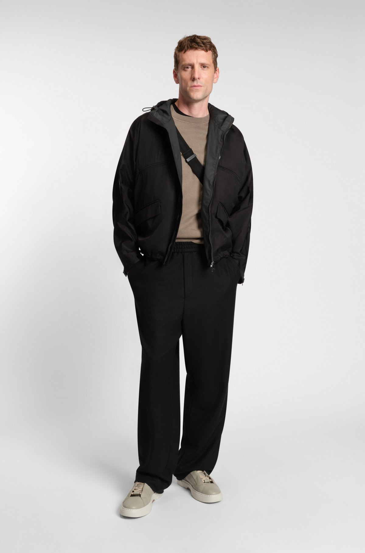 TAPERED-FIT PANTS IN A WOOL BLEND - 3