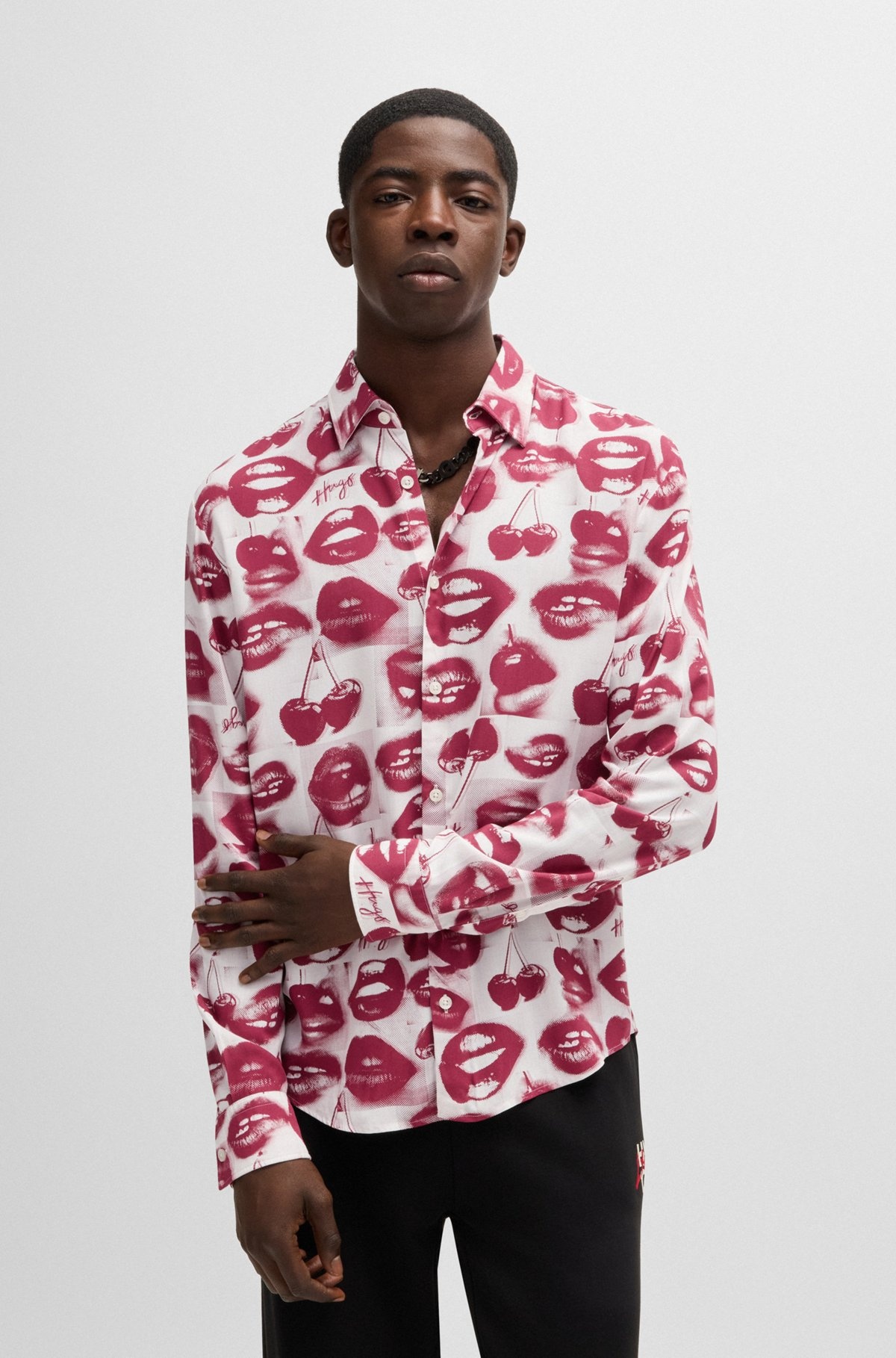 SLIM-FIT SHIRT WITH SEASONAL PRINT - 2