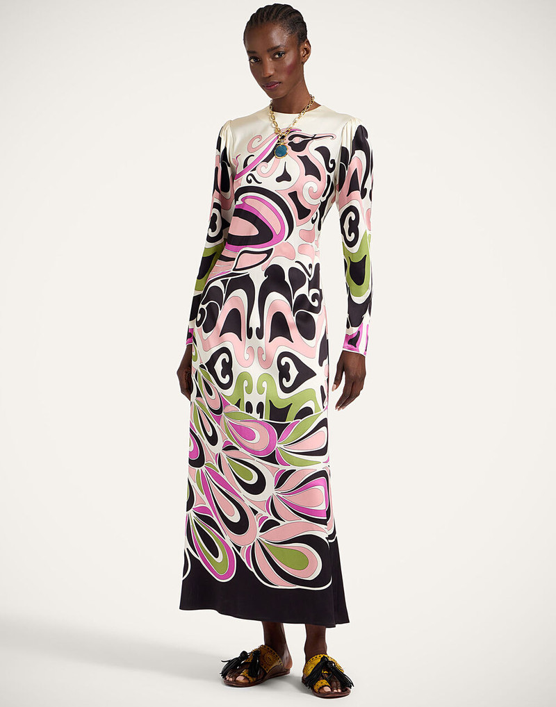 La DoubleJ Clingy Swing outlook