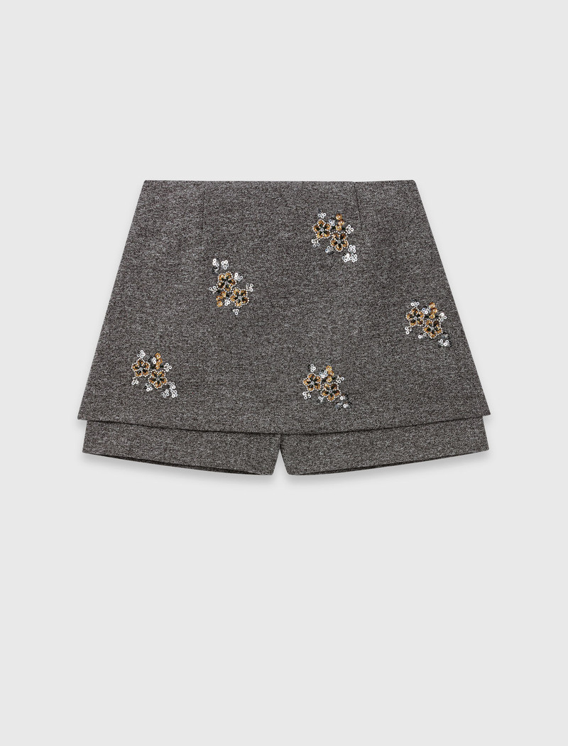 Floral embroidered shorts 1